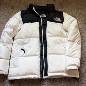 North face 1996 Retro Nuptse Black and white puffer